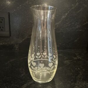 Pasabahce Quality Glass Turkey Bud Vase Etched Heart Flowers 7" Tall